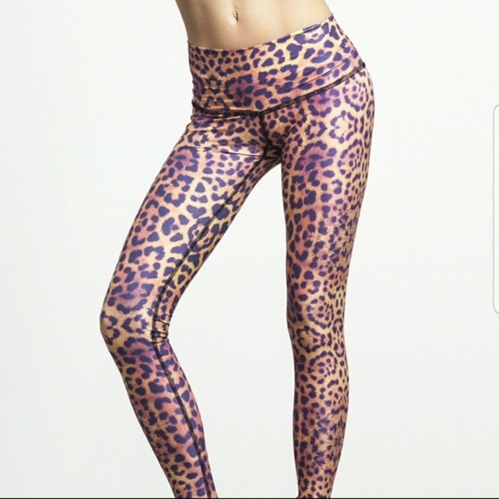 Teeki purple leopard print leggings